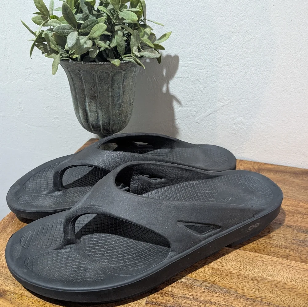 OOFOS Sport Recovery Sandals Flip Flops Comfort Cushy Blk Mens‎ Size 16
