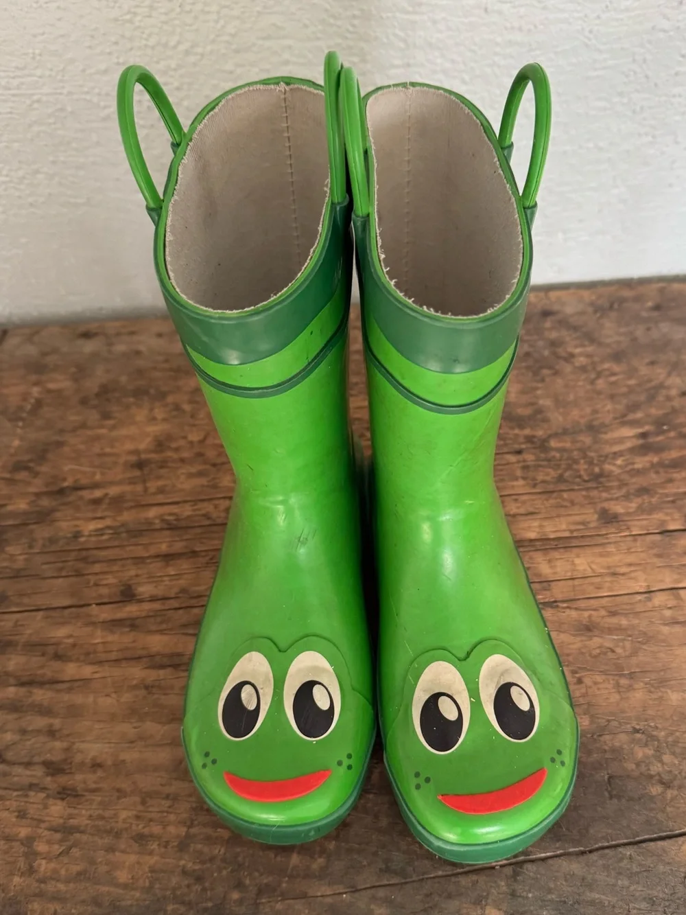 Western Chief Green Frog Kids Rain Boots with Pull Handles “Fritz the Frog”