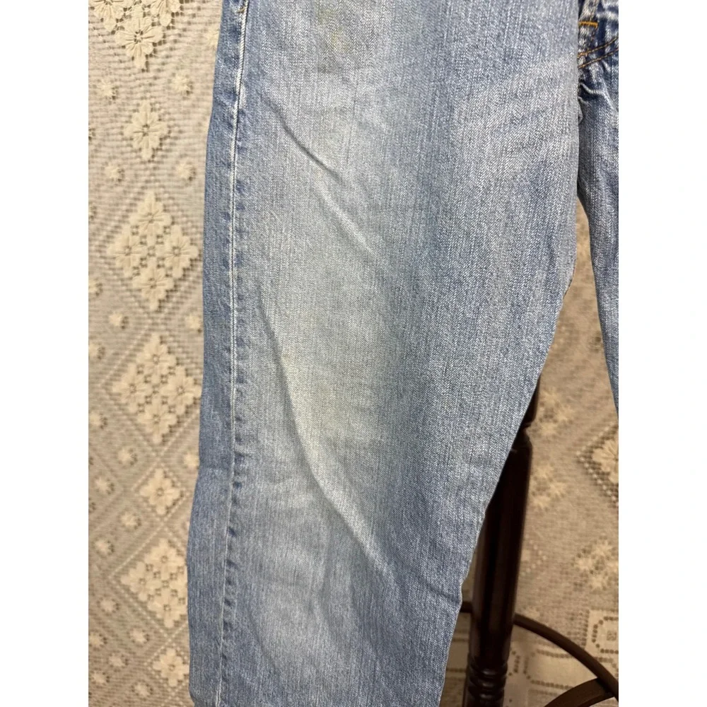 Levis own piece
