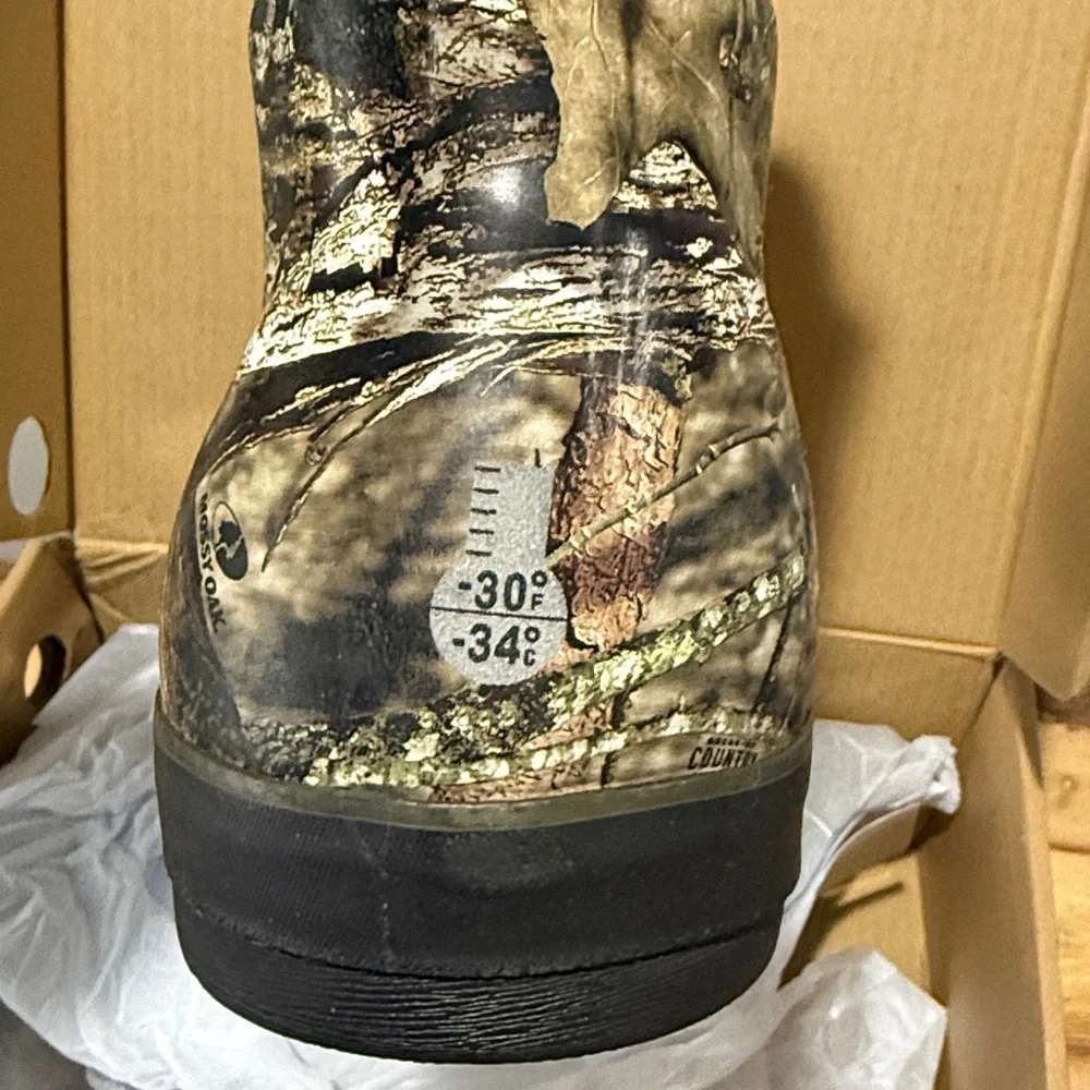 Bogs brand new