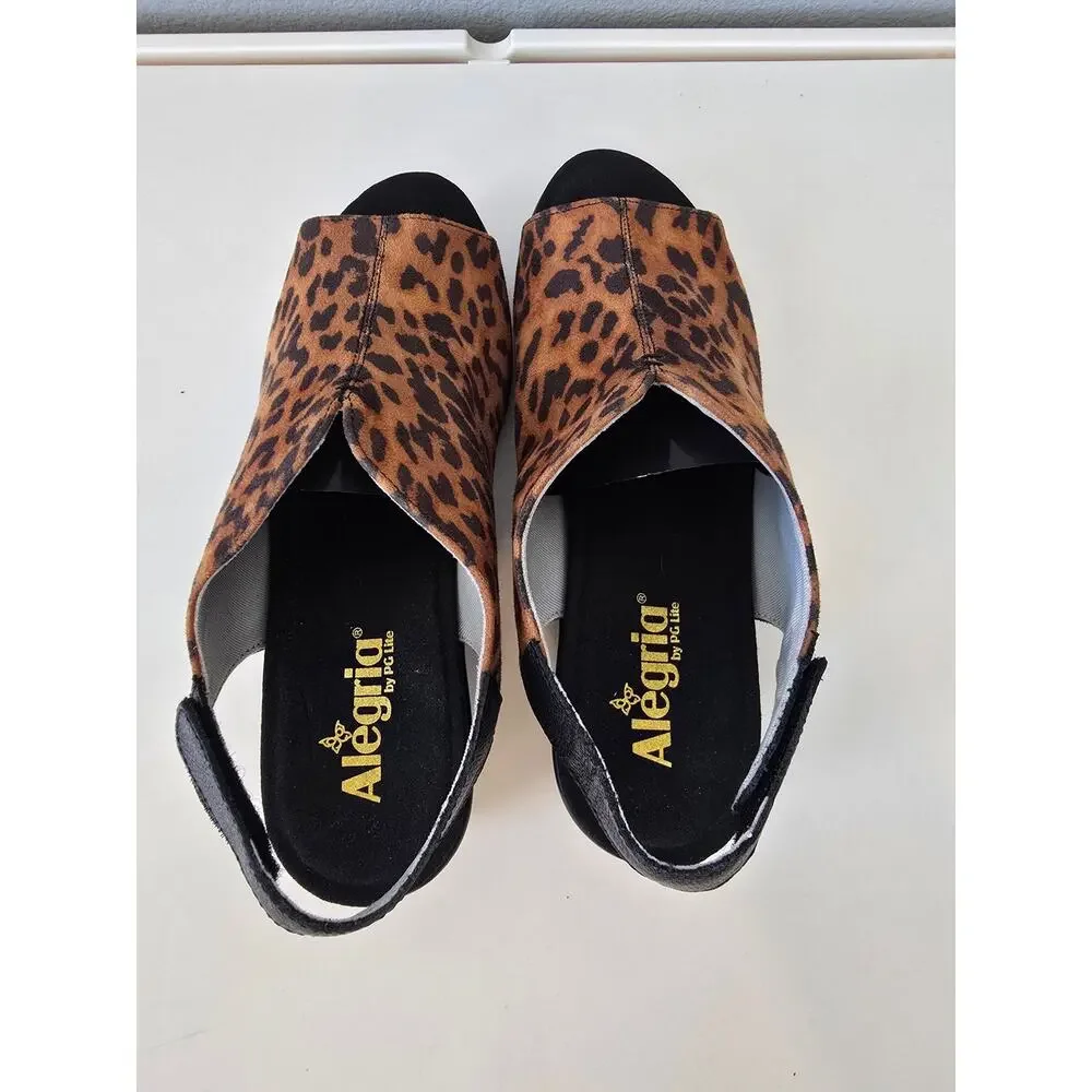 Alegria leopard print