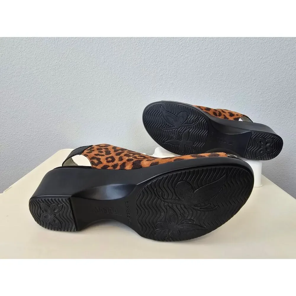 Alegria leopard print