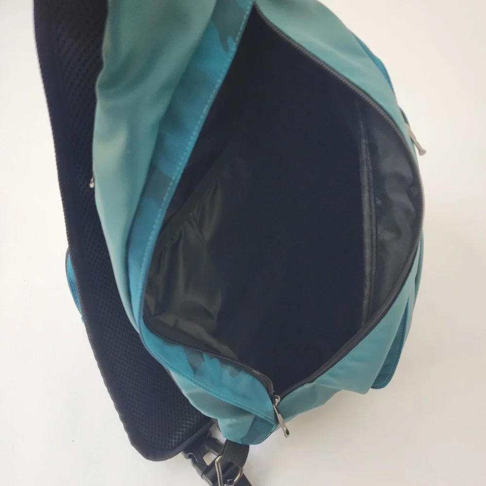 OutdoorMaster sling bag