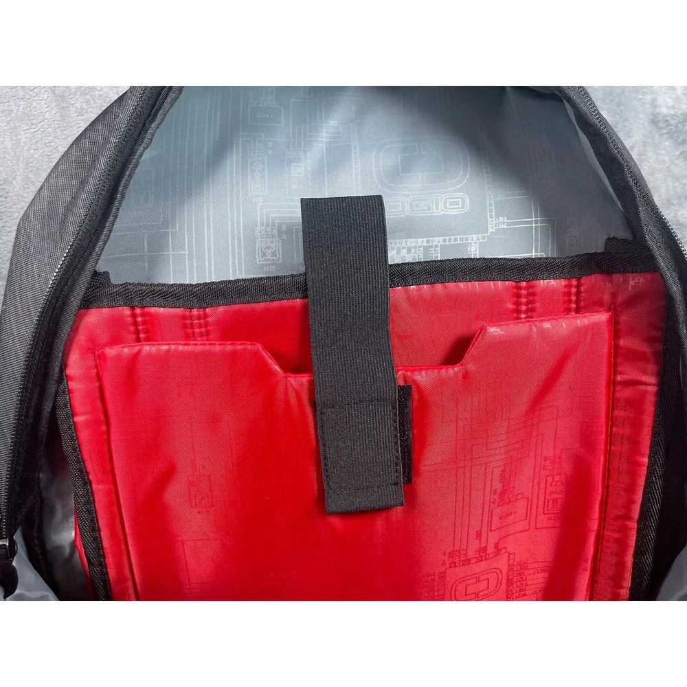 OGIO backpack sleek