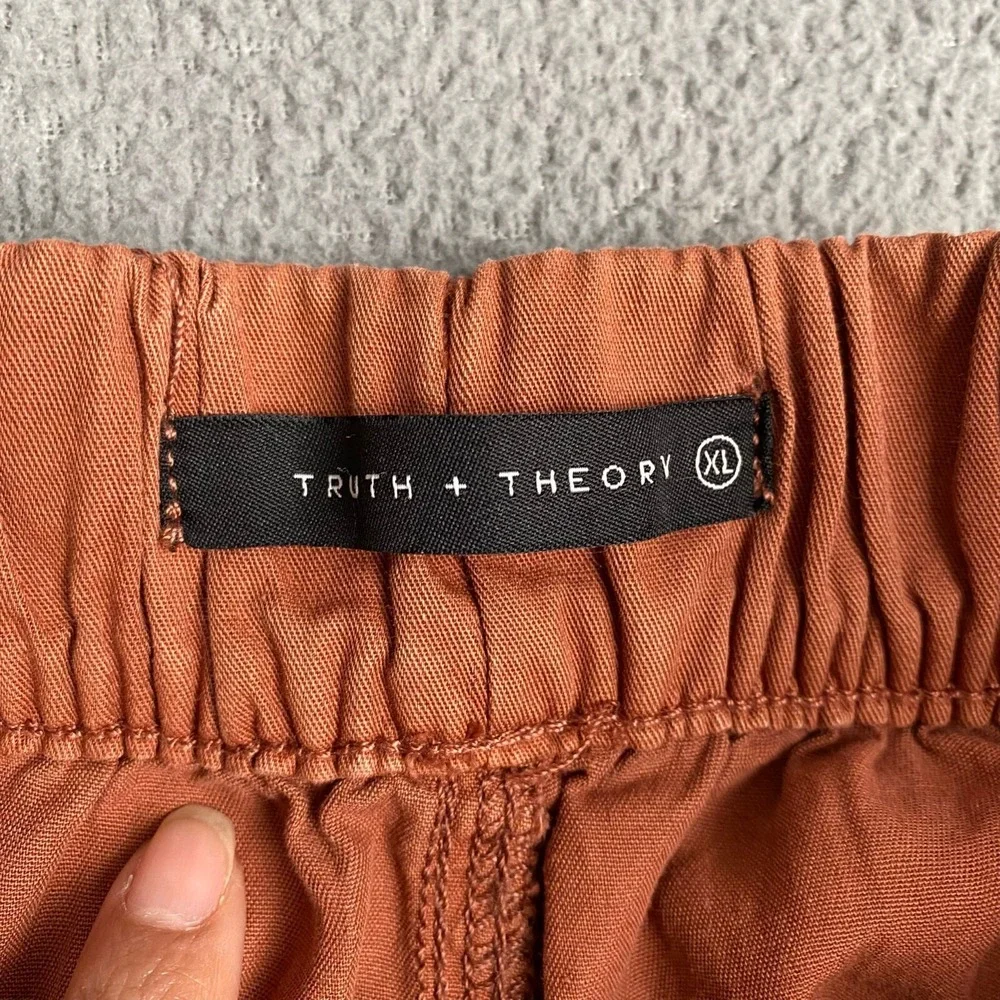 TRUTH+THEORY Women's Size XL Brick,Lightweight Cargo Cropped Pants,Elastic Waist