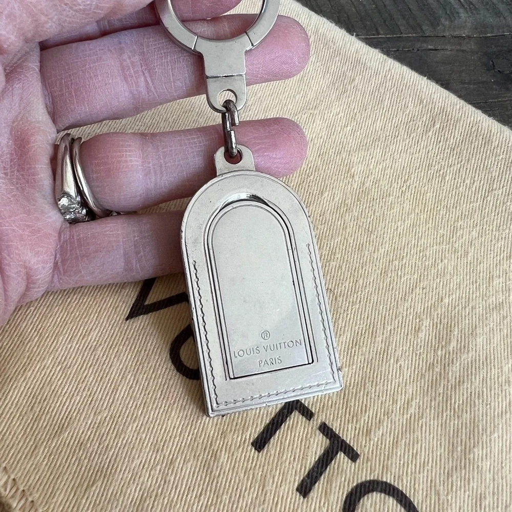 Louis Vuitton Port Cles address key ring