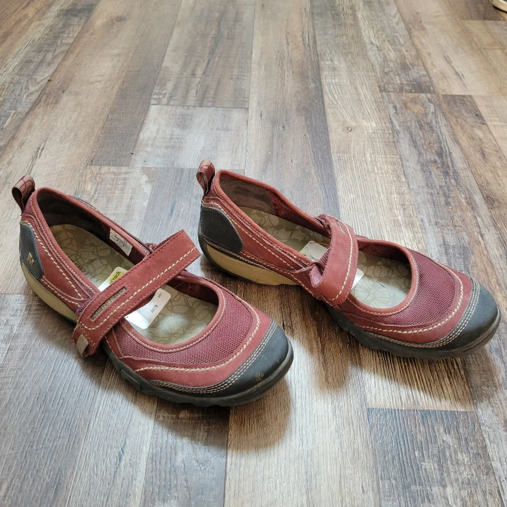 Merrell excellent sandals