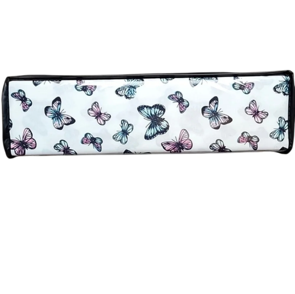 Betsey Johnson elegant queen