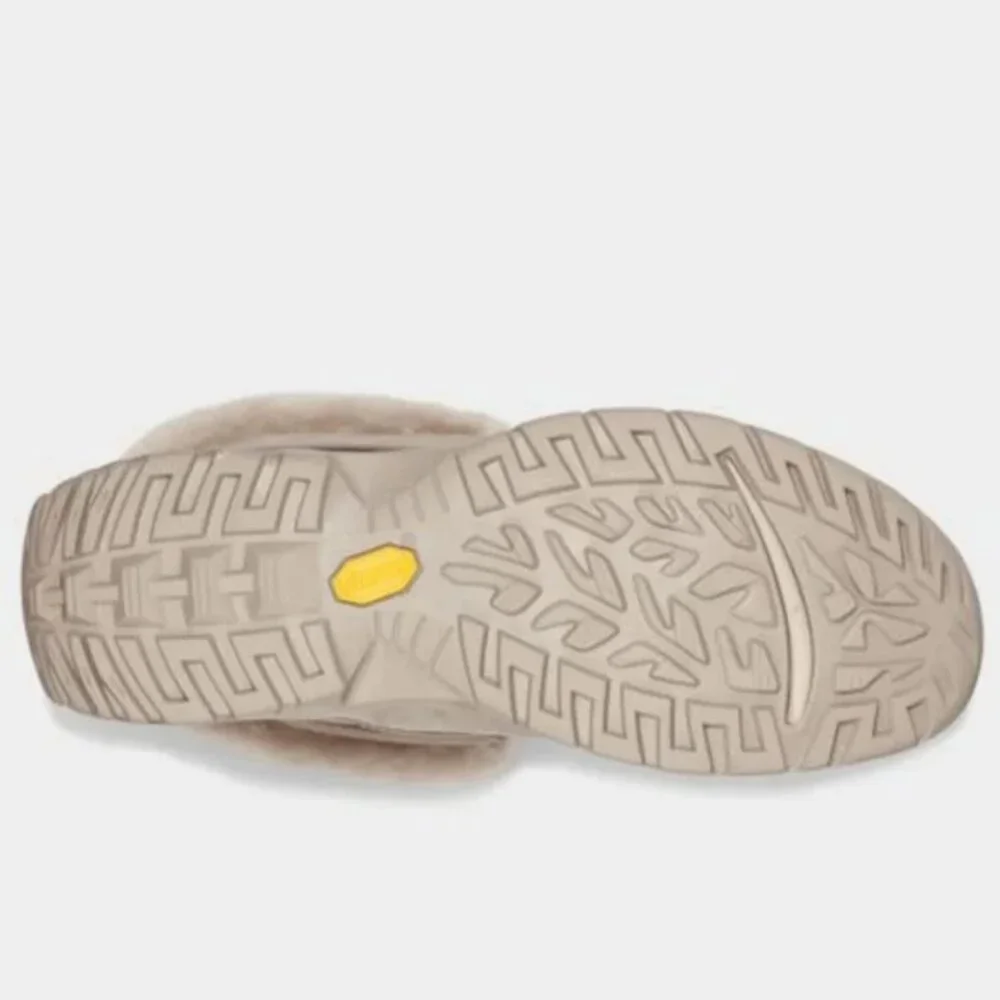 UGG Butte Mono Waterproof Boots in Putty