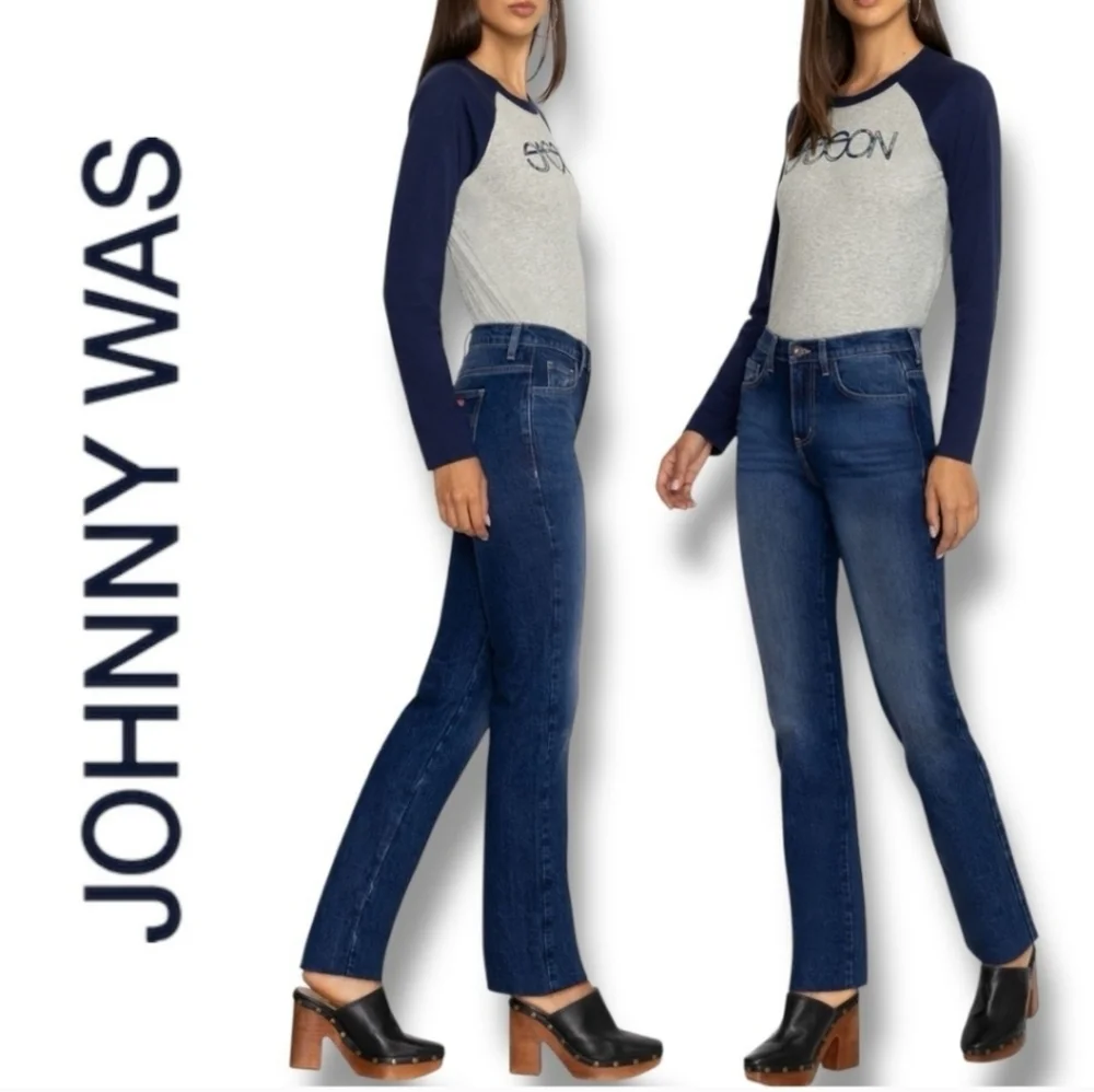 JOHNNY WAS Sancere Blue Straight Leg Jeans Medium Wash in the Size 33‎