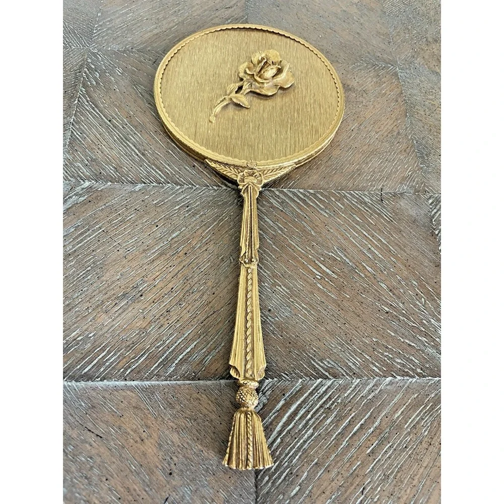 N/A metalwork gold beautiful