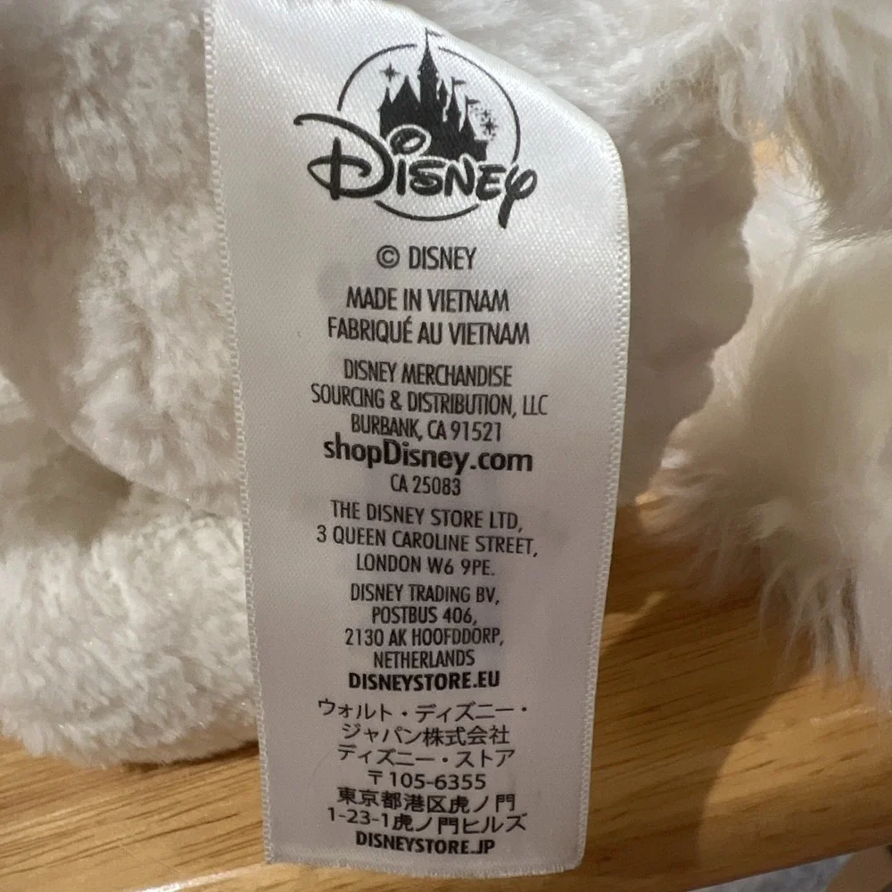 Disney store marie