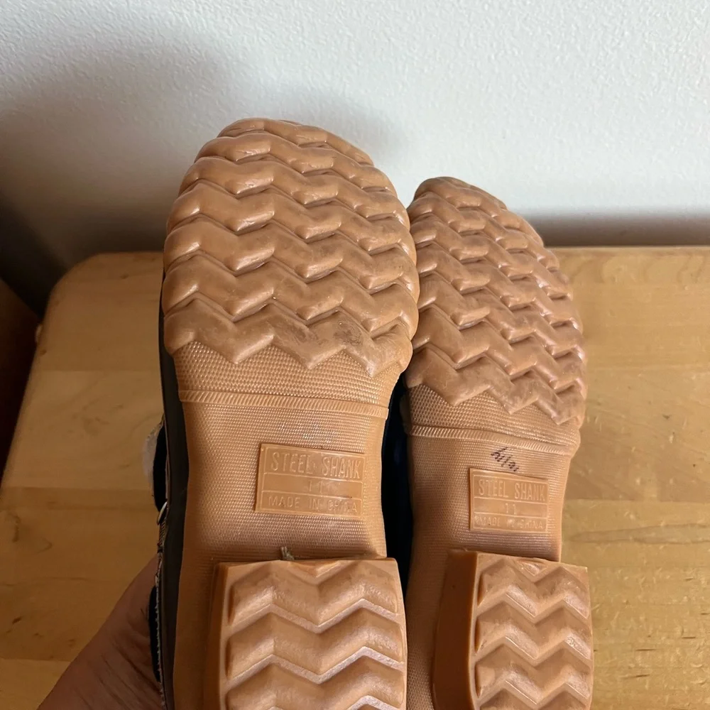 Sperry duck shoes