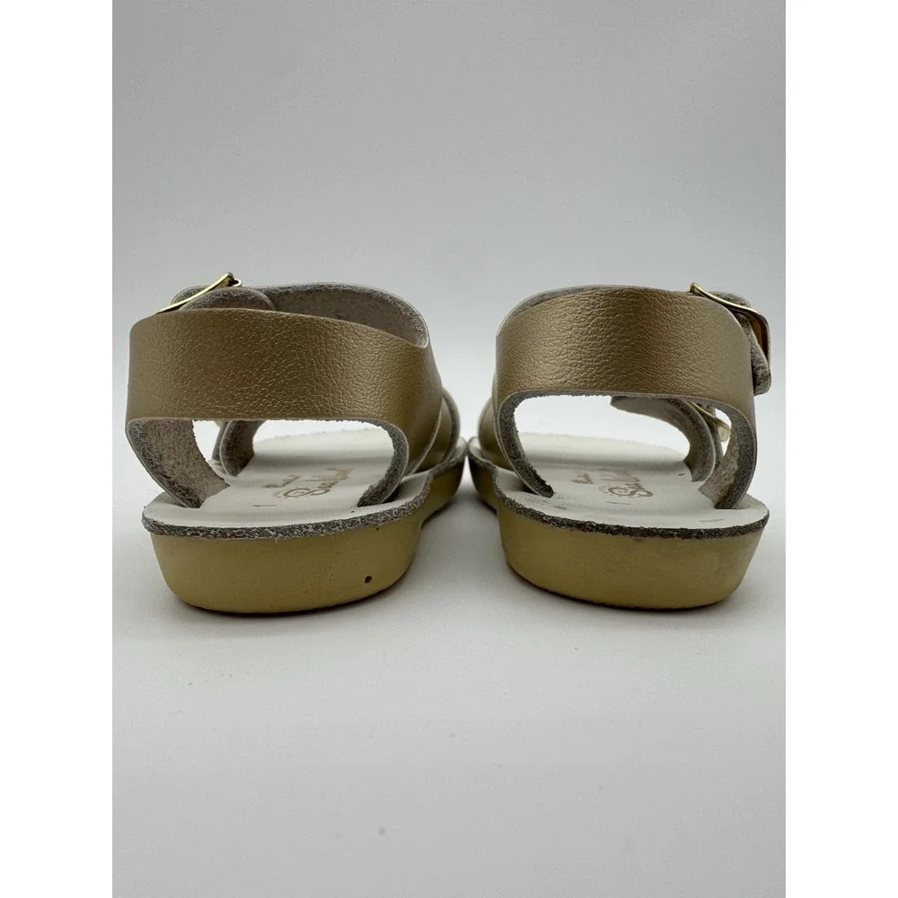 The Unbranded Brand pre owned