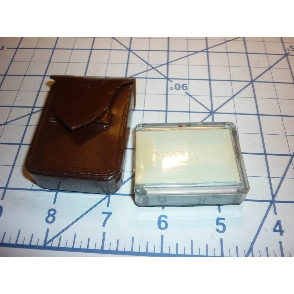 Leica carrying made