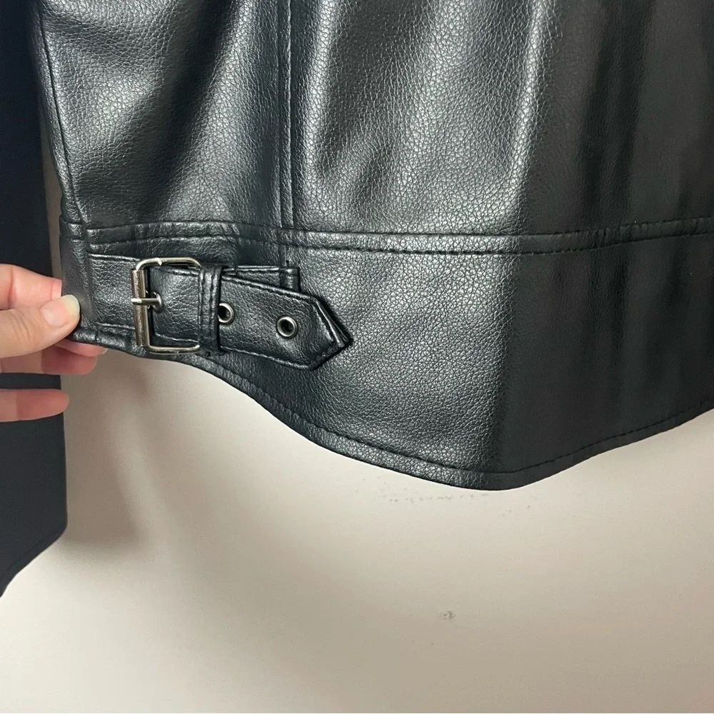 Casual Outfitters turn heads