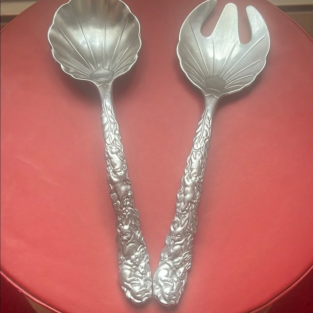 VTG 90s Arthur Court Salad Server Set with Rabbits