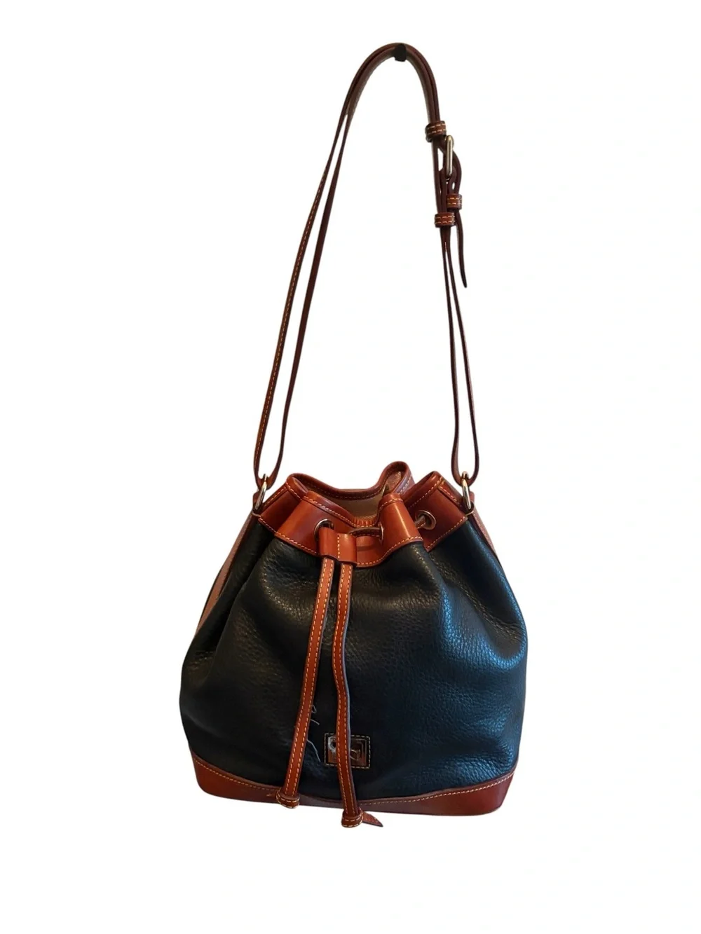 Dooney & Bourke elevate your
