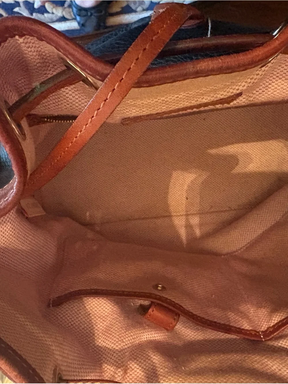 Dooney & Bourke elevate your