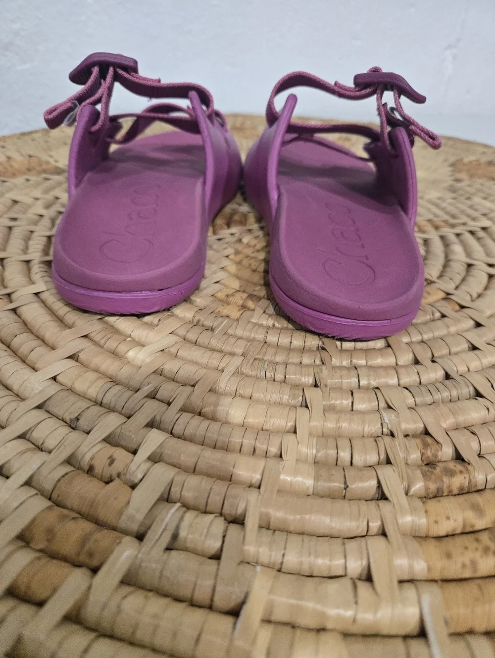 Chaco pink chillos
