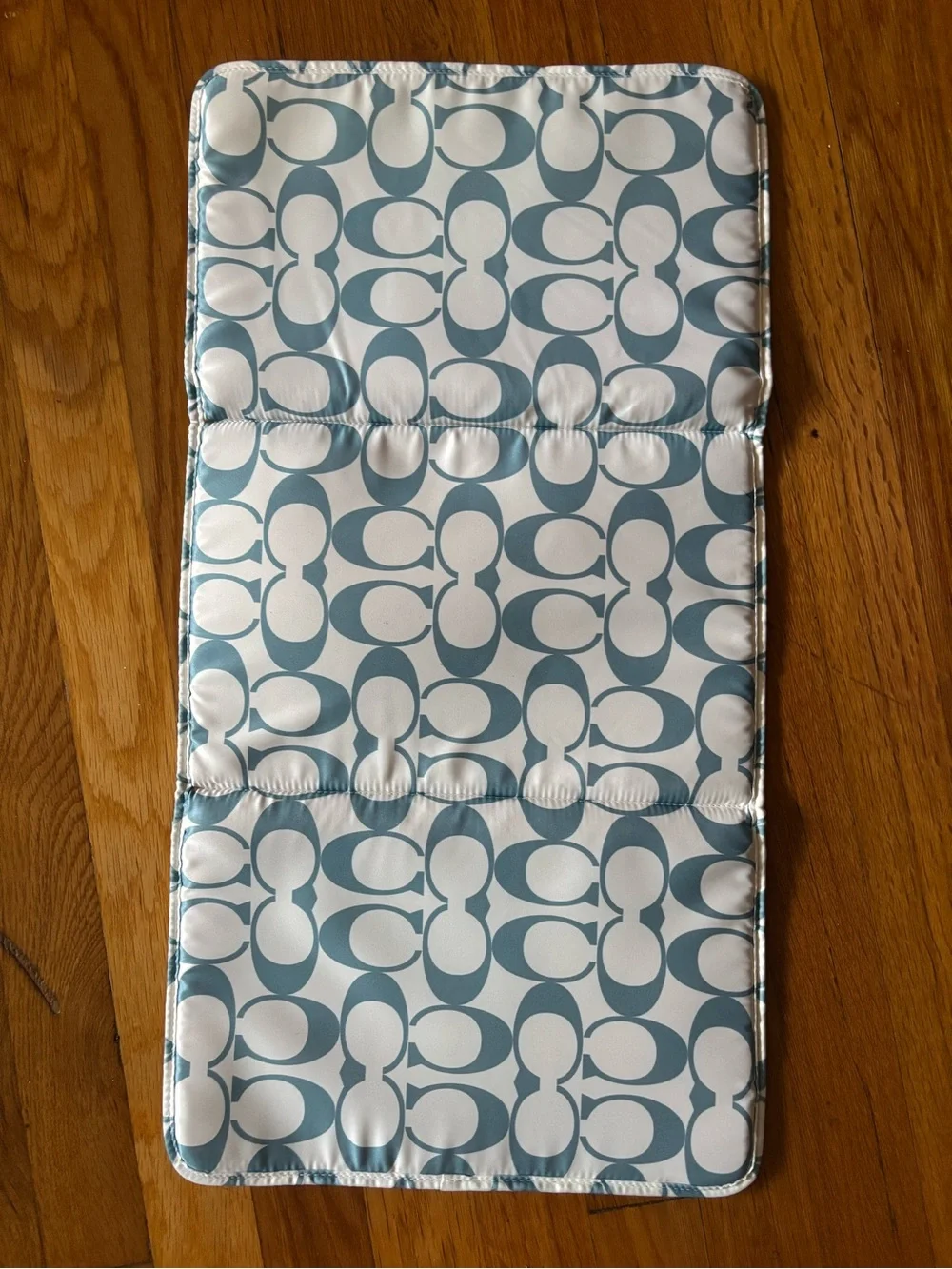 Coach compact foldable