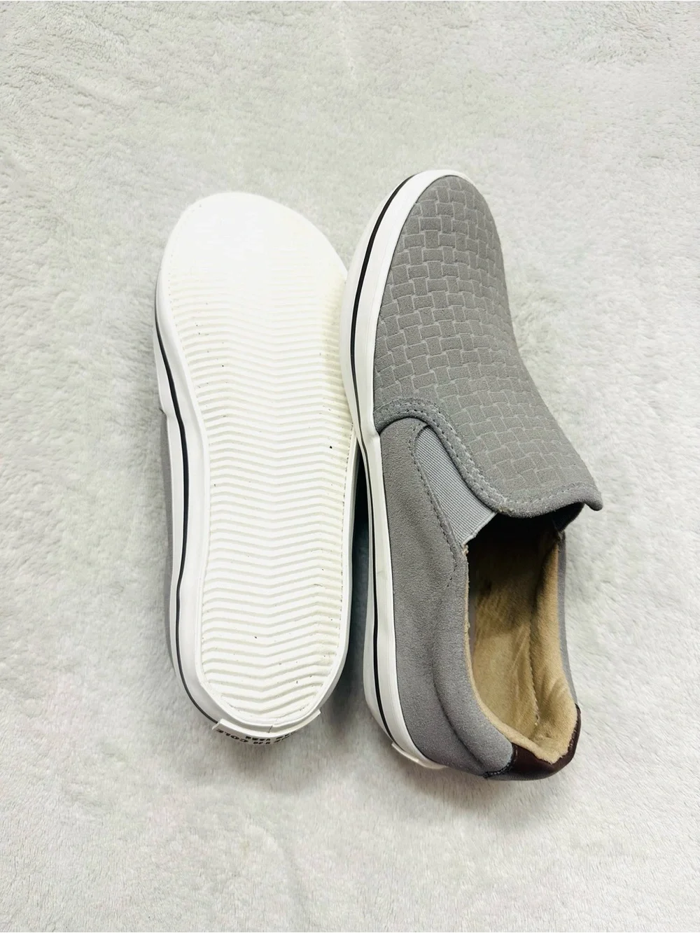 Kenneth Cole kenneth cole