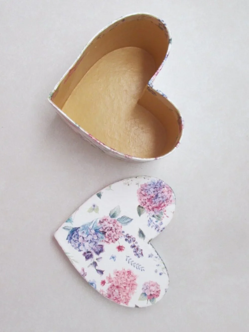 Jeanius Fabrications floral heart