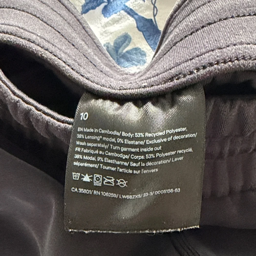 lululemon athletica elastic pull