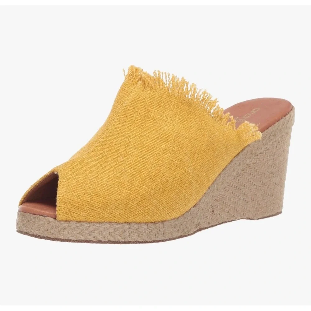 Andre‎ Assous Popy Espadrille Wedge Sandal Yellow Sz 9 NWOB