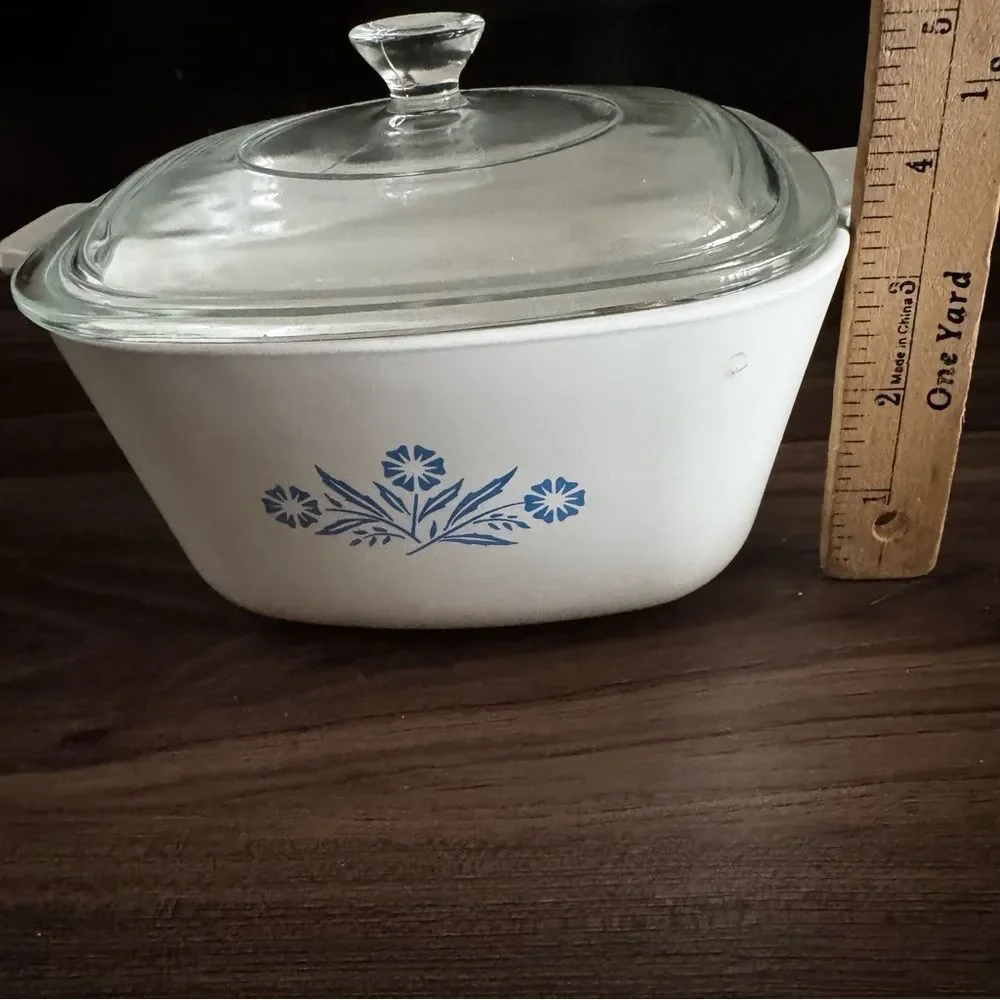 Corelle good cornflower lids