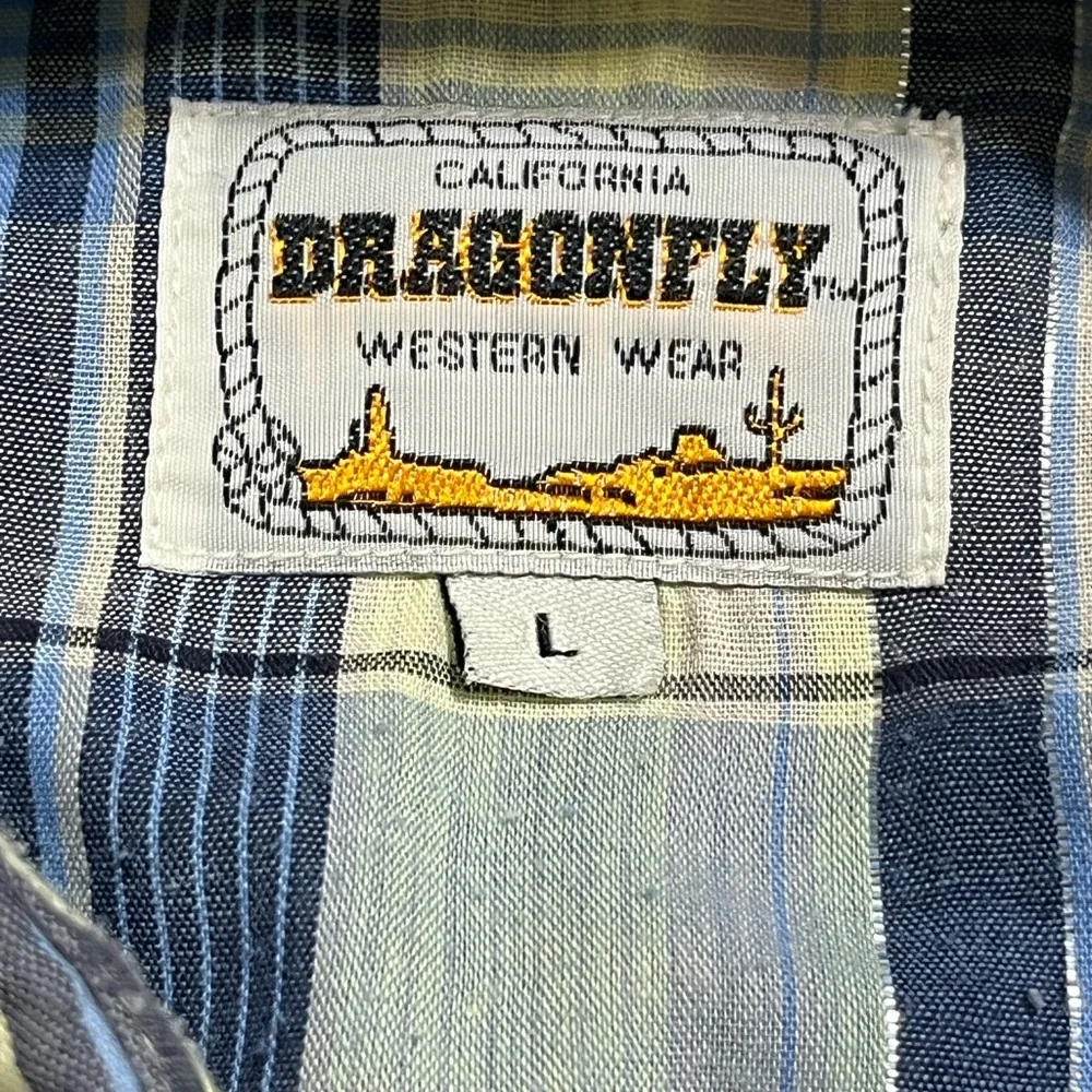 Dragonfly features classic