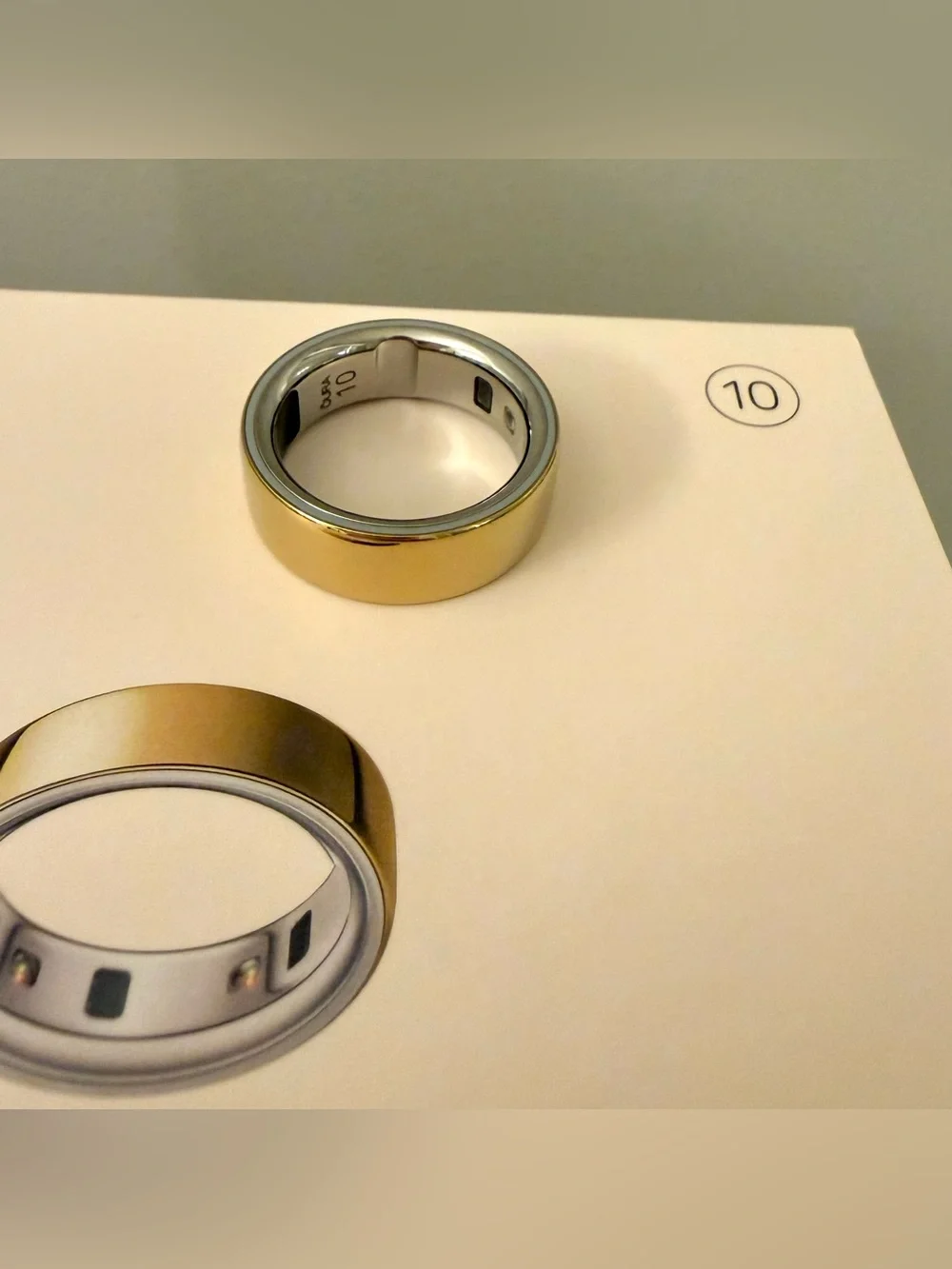 Oura smart ring