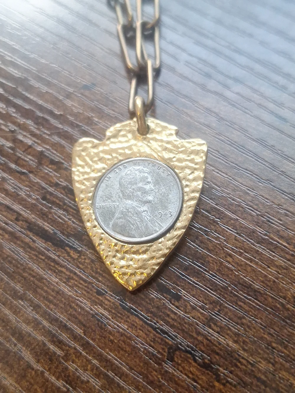 G Forest elegant gold