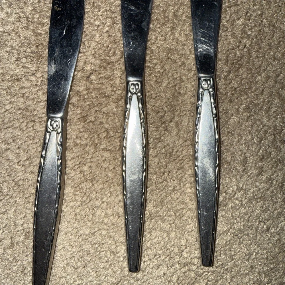 Oneida three dinner
