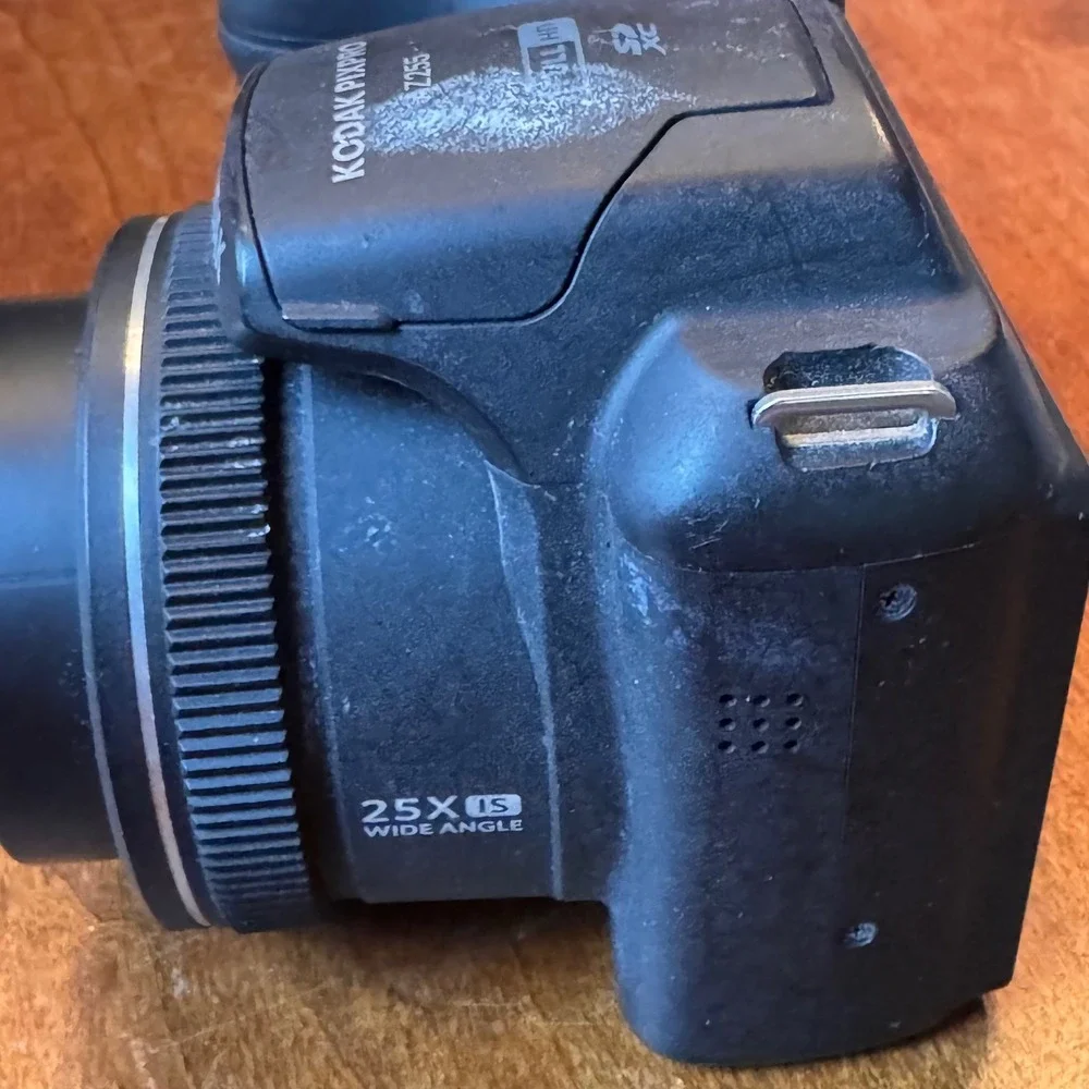 Kodak pixpro az255
