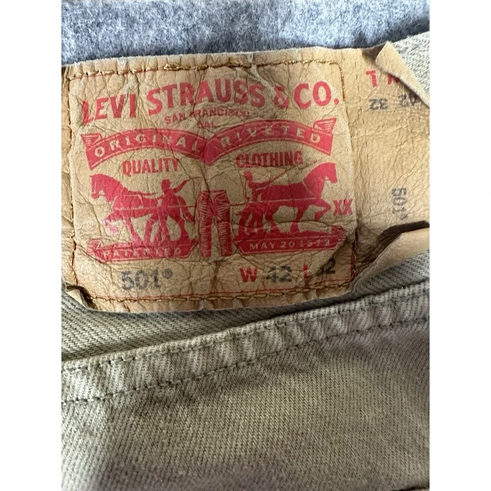 Levis 📝 item