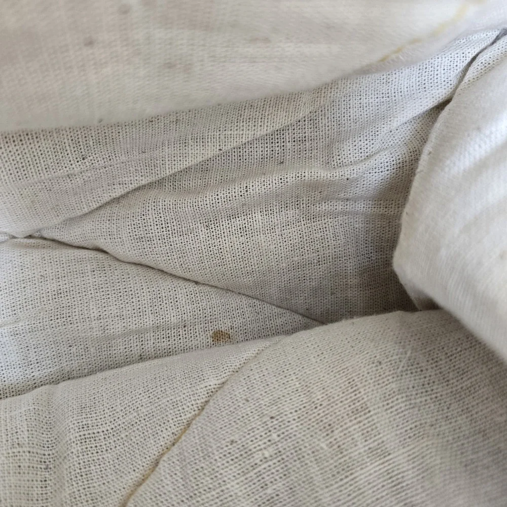 The Unbranded Brand cotton handbag