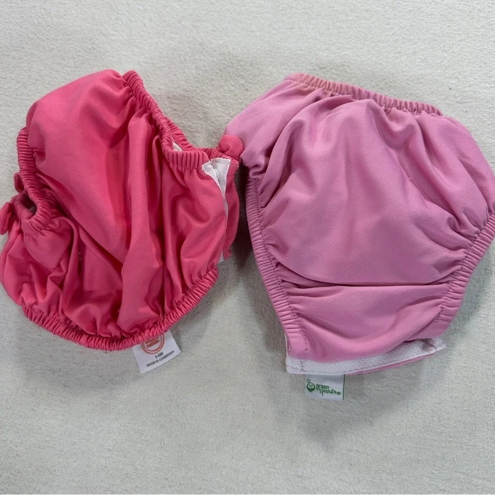 Green Sprout and Wonder charming swim