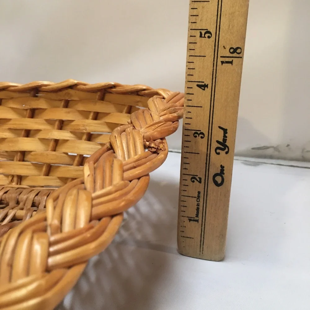 Unbranded woven wicker