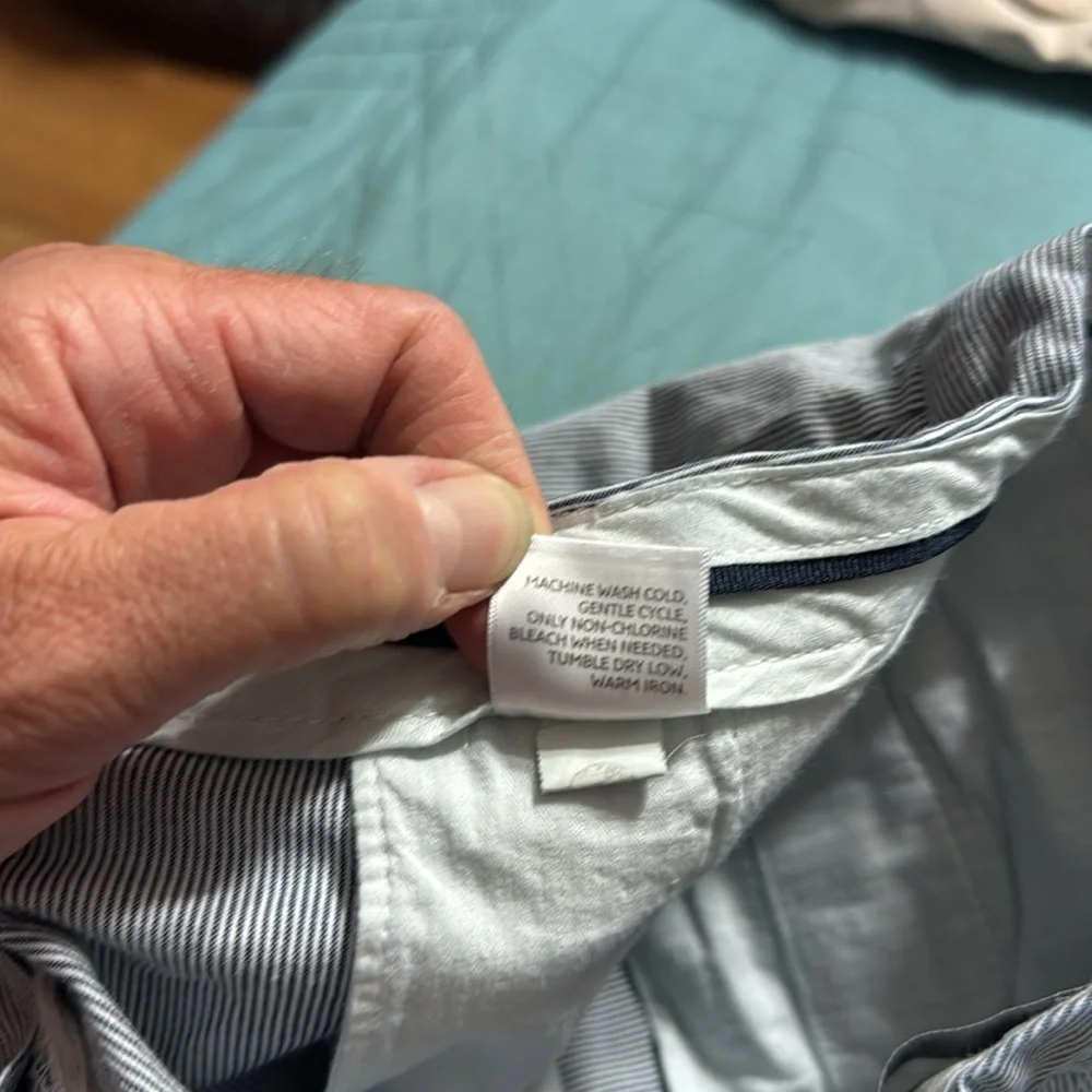 Old Navy 11” inch hips