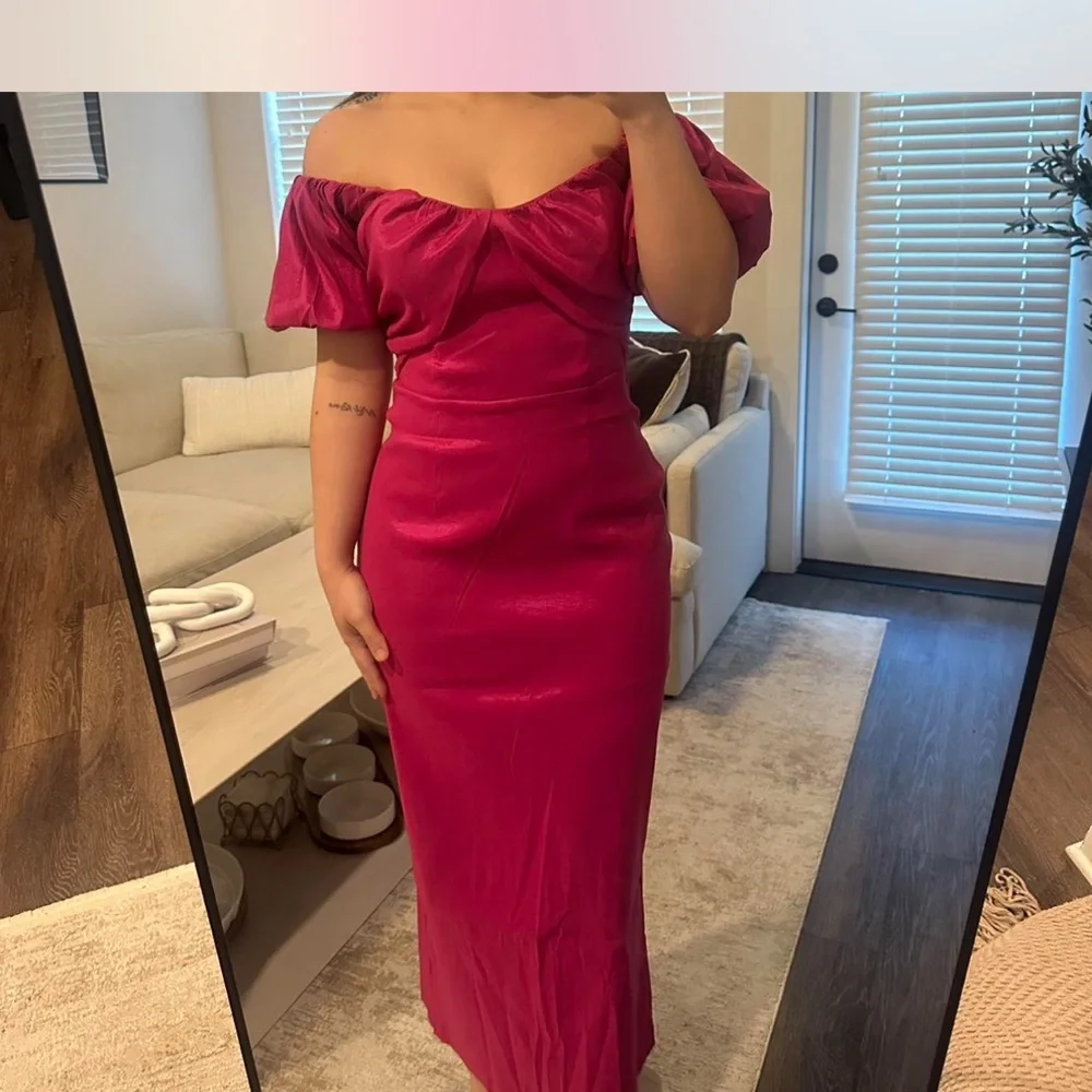 Abercrombie & Fitch Off-Shoulder Maxi Dress in Fuchsia Pink