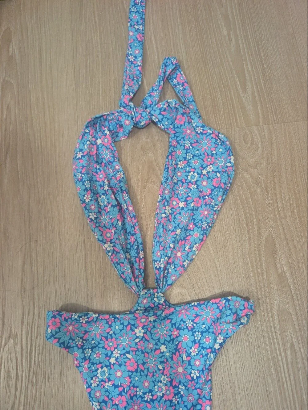 Frankies Bikinis light mark
