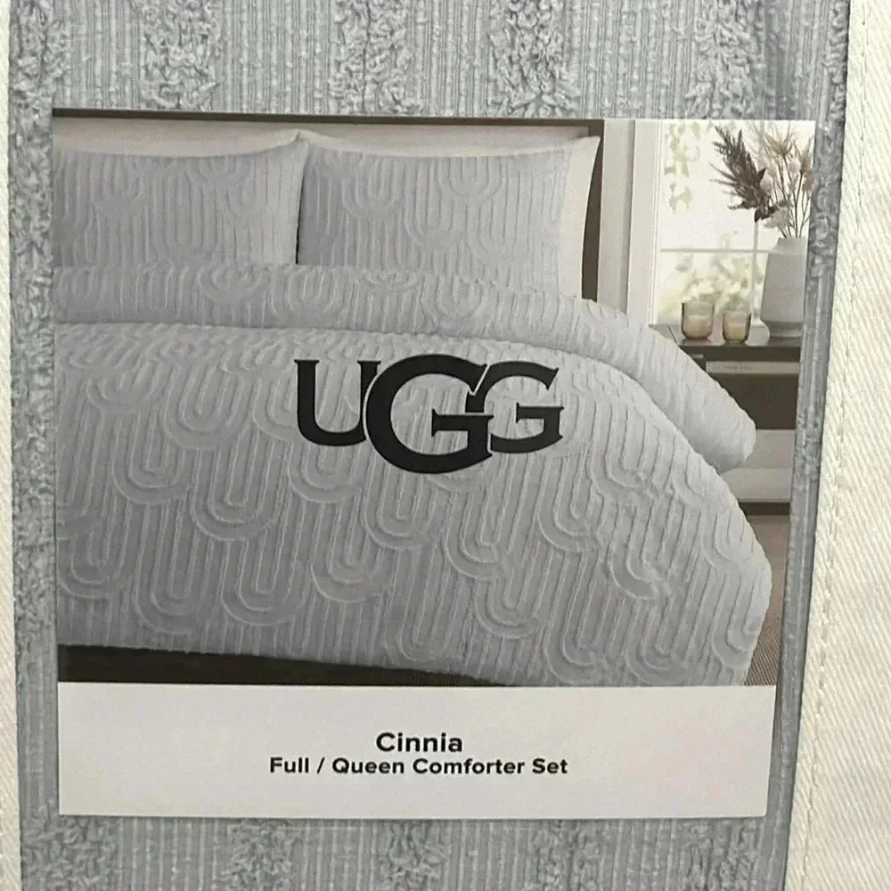 UGG cinnia light