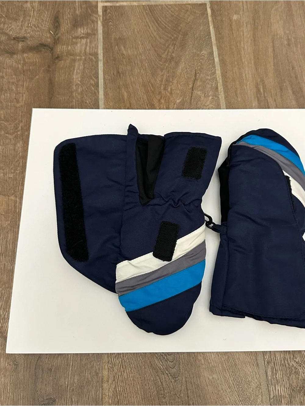 Target insulated gloves