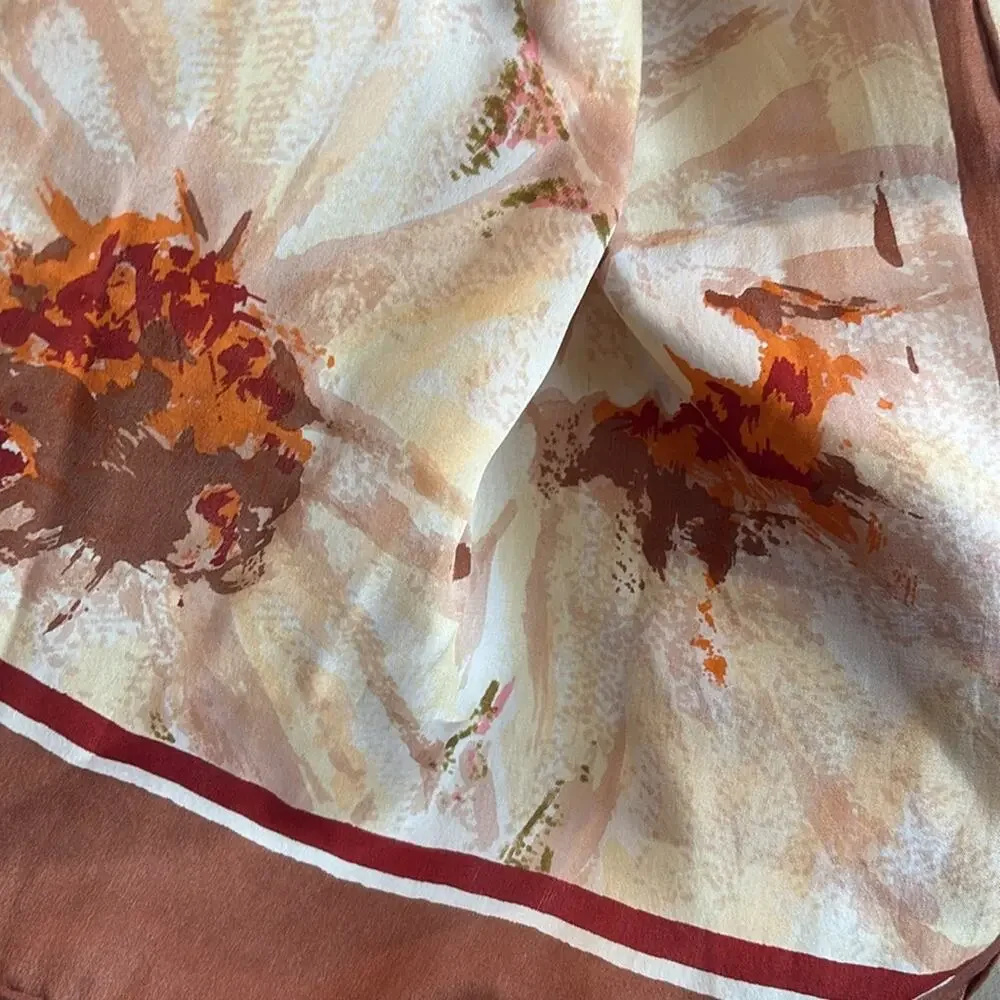 bill blass stylish scarf