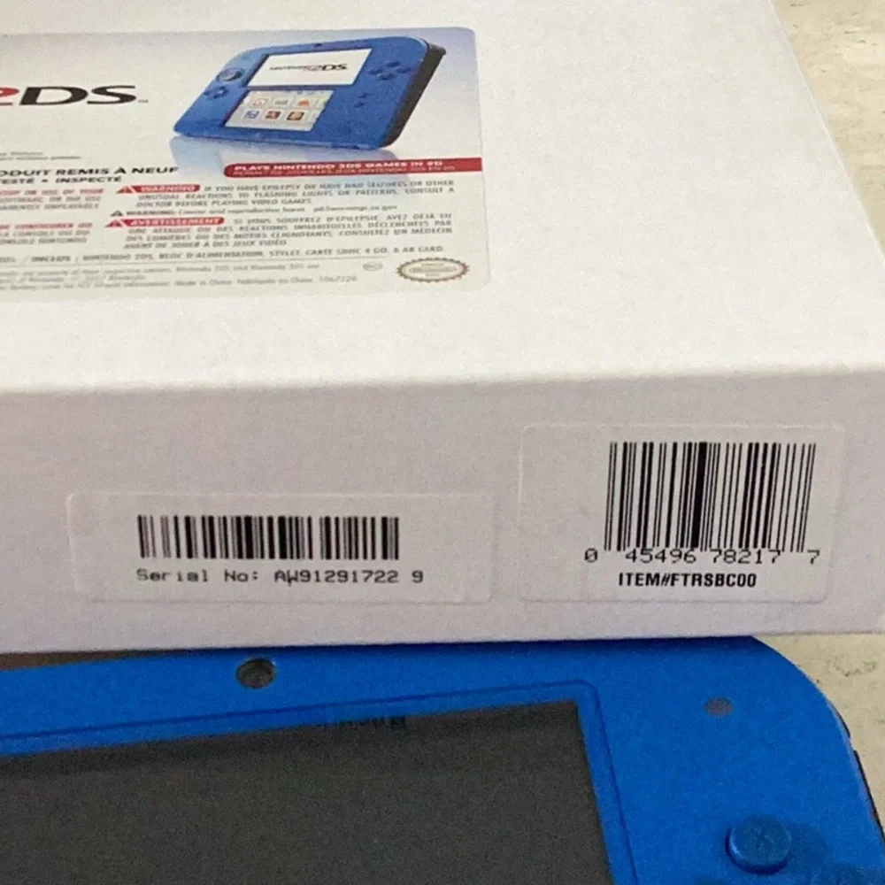 Nintendo 2ds console