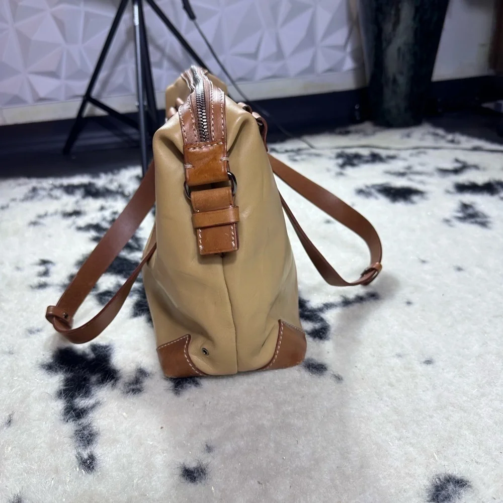 Francesco Biasia women’s shoulder
