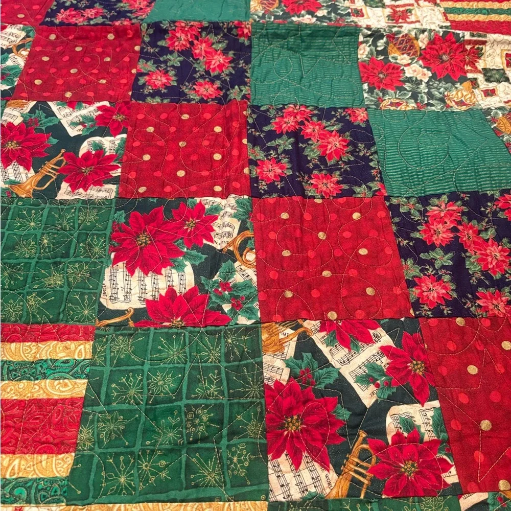 Patchwork Quilt festive green
