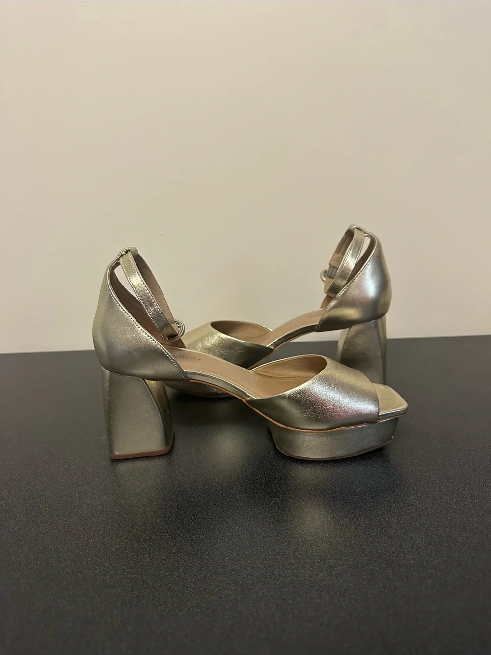 Bernardo women raleigh