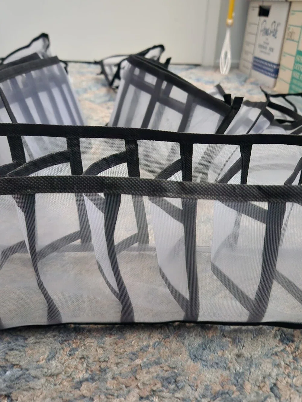 Source Unknown set mesh